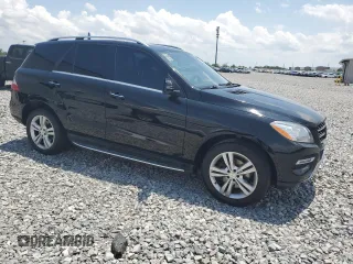 2013 Mercedes-Benz M 350 z VIN 4JGDA5JB3DA161174, wystawiony jako Copart lot #55852645 z przebiegiem 140 772 mil mil oraz Czysty tytuł • Clean title. Historia ofert i sprzedaży dostępna na DreamBid. Obrazek 4.
