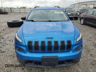 2017 Jeep Cherokee Altitude z VIN 1C4PJMASXHW657724, wystawiony jako Copart lot #50106485 z przebiegiem 81 085 mil mil oraz Szkoda całkowita • Salvage title. Historia ofert i sprzedaży dostępna na DreamBid. Obrazek 5.
