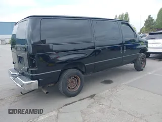 2010 Ford Econoline Passenger XL z VIN 1FBNE3BL8ADA02903, wystawiony jako IAAI lot #42103974 z przebiegiem Nie podano mil oraz . Historia ofert i sprzedaży dostępna na DreamBid. Obrazek 4.