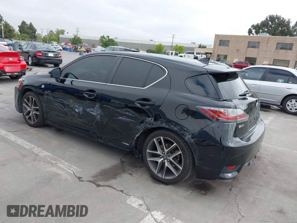 2015 Lexus CT 200h z VIN JTHKD5BH6F2239559, wystawiony jako IAAI lot #42163152 z przebiegiem 199 342 mil mil oraz . Historia ofert i sprzedaży dostępna na DreamBid. Obrazek 3.