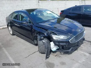 2019 Ford Fusion SE with VIN 3FA6P0HD7KR108430, listed as a IAAI auction lot 41871639 with 15,490 mi miles. Bid and sale history available at carsss.com. Image 6.