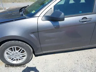 2010 Ford Focus SE with VIN 1FAHP3FN7AW233123, listed as a IAAI auction lot 41892154 with 285,214 mi miles. Bid and sale history available at carsss.com. Image 19.