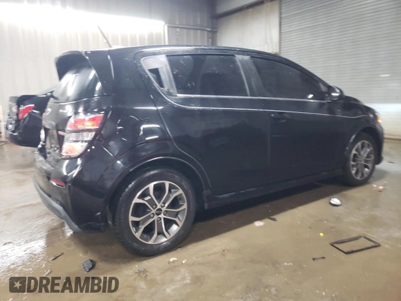 2018 Chevrolet Sonic LT z VIN 1G1JD6SB8J4139628, wystawiony jako Copart lot #84888984 z przebiegiem 81 790 mil mil oraz Szkoda całkowita • Salvage title. Historia ofert i sprzedaży dostępna na DreamBid. Obrazek 3.