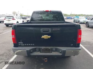 2010 Chevrolet Silverado 1500 LT with VIN 3GCRKSE33AG290425, listed as a IAAI auction lot 42193206 with 243,880 mi miles and . Bid and sale history available at DreamBid. Image 16.