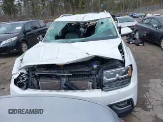 2019 Volkswagen Atlas SEL with VIN 1V2MR2CAXKC594264, listed as a IAAI auction lot 41872023 with 60,807 mi miles and . Bid and sale history available at DreamBid. Image 13.