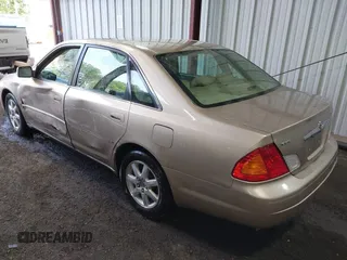 2002 Toyota Avalon XL with VIN 4T1BF28B12U260987, listed as a IAAI auction lot 42113276 with 181,537 mi miles and . Bid and sale history available at DreamBid. Image 3.