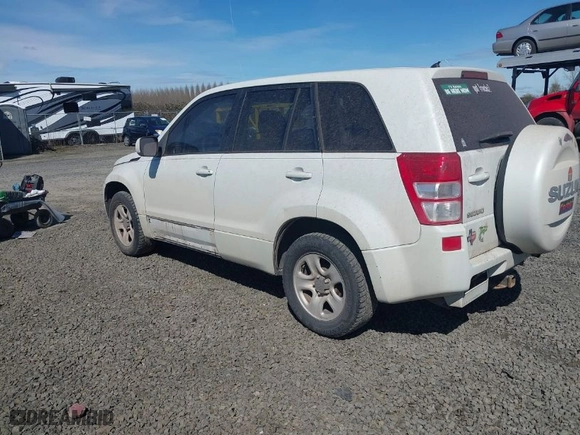 2010 Suzuki Grand Vitara Premium with VIN JS3TE0D21A4110383, listed as a IAAI auction lot 41878698 with 143,925 mi miles. Bid and sale history available at carsss.com. Image 3.