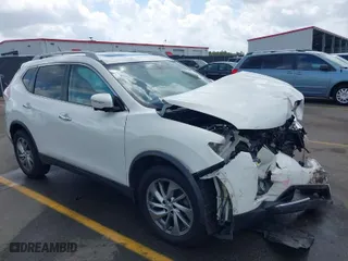2014 Nissan Rogue SL with VIN 5N1AT2MTXEC815268, listed as a IAAI auction lot 41947974 with 193,454 mi miles. Bid and sale history available at carsss.com. Image 1.
