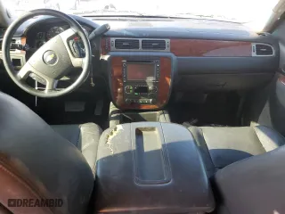 2012 Chevrolet Avalanche LTZ with VIN 3GNMCGE02CG303542, listed as a Copart auction lot 70041504 with 225,233 mi miles and Salvage Title. Bid and sale history available at carsss.com. Image 8.