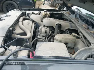 2003 Chevrolet Silverado 1500 LS с VIN 2GCEC19T331222721, выставлен на аукционе IAAI как лот 42986189 с пробегом 236 477 миль миль и . История ставок и продаж доступна на DreamBid. Изображение 12.