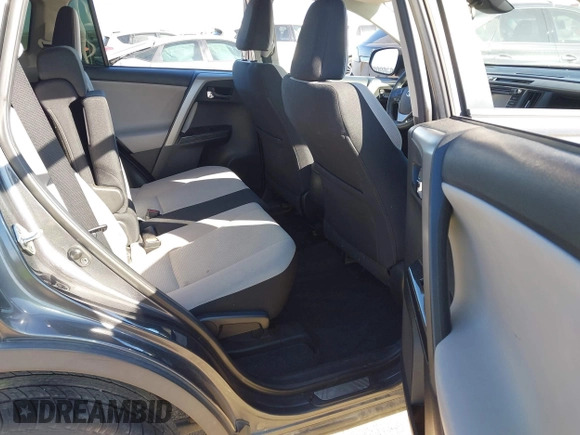 2018 Toyota RAV4 XLE with VIN 2T3WFREV0JW451962, listed as a IAAI auction lot 41670185 with 75,718 mi miles. Bid and sale history available at carsss.com. Image 8.