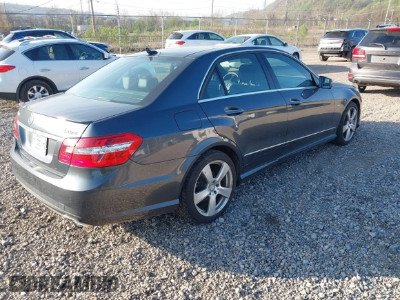 2012 Mercedes-Benz E 350 Luxury with VIN WDDHF8JBXCA621167, listed as a IAAI auction lot 41952597 with 92,498 mi miles and . Bid and sale history available at carsss.com. Image 4.