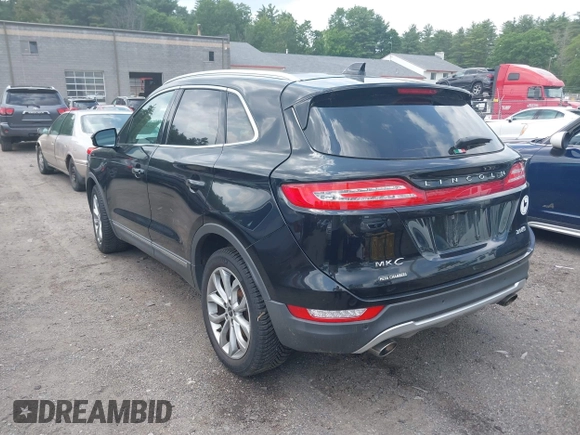 2016 Lincoln MKC Select with VIN 5LMCJ2D97GUJ26611, listed as a IAAI auction lot 42462595 with Not provided miles and . Bid and sale history available at DreamBid. Image 14.