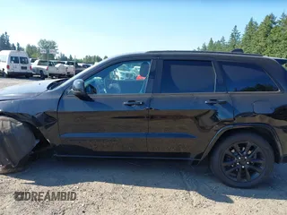 2018 Jeep Grand Cherokee Upland с VIN 1C4RJFAG2JC264565, выставлен на аукционе IAAI как лот 42677466 с пробегом 124 860 миль миль и . История ставок и продаж доступна на DreamBid. Изображение 15.