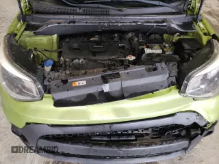 2019 Kia Soul with VIN KNDJN2A21K7913992, listed as a Copart auction lot 61089195 with 106,516 mi miles and Salvage title. Bid and sale history available at DreamBid. Image 12.