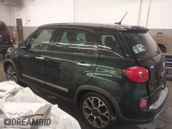 2014 FIAT 500L Trekking with VIN ZFBCFADHXEZ006962, listed as a IAAI auction lot 41249250 with 170,942 mi miles and . Bid and sale history available at DreamBid. Image 3.