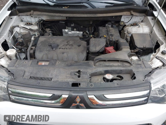 2014 Mitsubishi Outlander SE z VIN JA4AD3A37EZ015188, wystawiony jako IAAI lot #42281043 z przebiegiem 116 876 mil mil oraz . Historia ofert i sprzedaży dostępna na DreamBid. Obrazek 10.