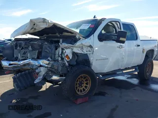 2012 Chevrolet Silverado 1500 LT with VIN 1GCPKSE76CF238110, listed as a IAAI auction lot 41650368 with 224,357 mi miles and . Bid and sale history available at DreamBid. Image 6.