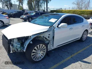 2015 Kia K900 Premium with VIN KNALU4D46F6027616, listed as a IAAI auction lot 41702945 with 70,392 mi miles. Bid and sale history available at carsss.com. Image 2.