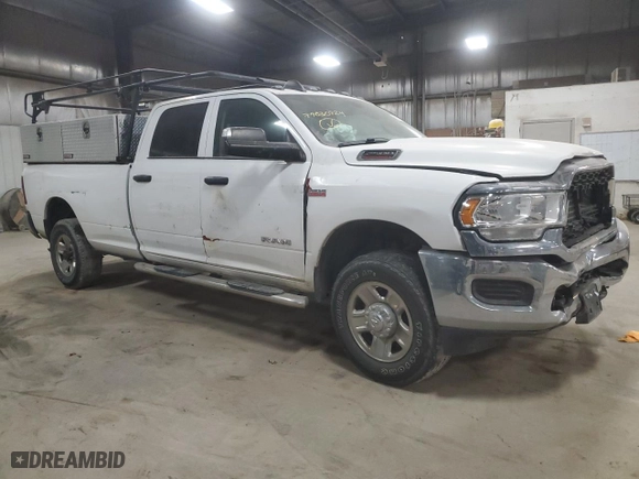 2019 Ram 2500 Tradesman with VIN 3C6UR5HJ2KG633607, listed as a Copart auction lot 79830924 with 123,559 mi miles and Salvage Title. Bid and sale history available at carsss.com. Image 4.