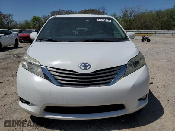 2013 Toyota Sienna XLE AAS with VIN 5TDYK3DC1DS368452, listed as a Copart auction lot 52638715 with 163,254 mi miles and Salvage Title. Bid and sale history available at carsss.com. Image 5.