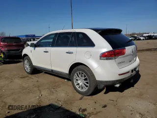 2013 Lincoln MKX with VIN 2LMDJ6JK0DBL46944, listed as a Copart auction lot 48388305 with 85,785 mi miles and Salvage Title. Bid and sale history available at carsss.com. Image 2.