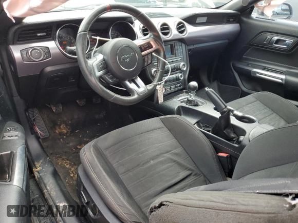 2015 Ford Mustang GT z VIN 1FA6P8CF2F5432983, wystawiony jako Copart lot #51905875 z przebiegiem 107 965 mil mil oraz Szkody całkowita. Historia ofert i sprzedaży dostępna na DreamBid. Obrazek 8.