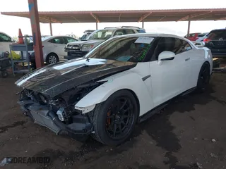 2019 Nissan GT-R Premium with VIN JN1AR5EF5KM750058, listed as a IAAI auction lot 41736451 with NaN miles. Bid and sale history available at carsss.com. Image 19.