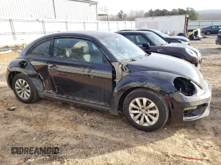 2019 Volkswagen Beetle S with VIN 3VWFD7AT1KM710070, listed as a Copart auction lot 85485174 with 115,397 mi miles and Salvage Title. Bid and sale history available at carsss.com. Image 4.