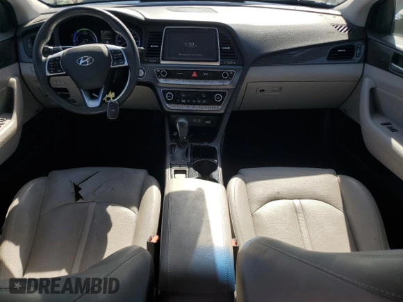 2018 Hyundai Sonata Hybrid Limited with VIN KMHE34L32JA083397, listed as a Copart auction lot 46826155 with 134,726 mi miles and Clean Title. Bid and sale history available at carsss.com. Image 8.