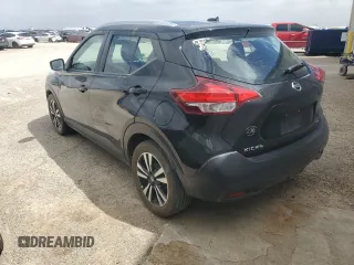 2019 Nissan Kicks S with VIN 3N1CP5CU9KL546289, listed as a Copart auction lot 49649395 with 103,533 mi miles and Salvage Title. Bid and sale history available at carsss.com. Image 2.
