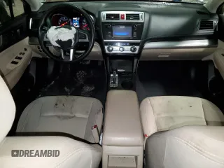 2017 Subaru Legacy z VIN 4S3BNAA62H3042134, wystawiony jako Copart lot #44143945 z przebiegiem 135 669 mil mil oraz Szkoda całkowita • Salvage title. Historia ofert i sprzedaży dostępna na DreamBid. Obrazek 8.