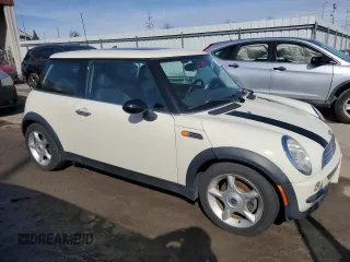 2004 MINI Hardtop with VIN WMWRC33424TJ53673, listed as a Copart auction lot 47310755 with Not Provided miles and Clean Title. Bid and sale history available at DreamBid. Image 4.