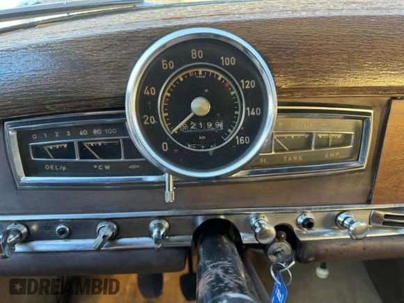 1952 Mercedes-Benz 300 with VIN 0143652, listed as a Copart auction lot 48265255 with 92,199 mi miles and Clean Title. Bid and sale history available at DreamBid. Image 8.