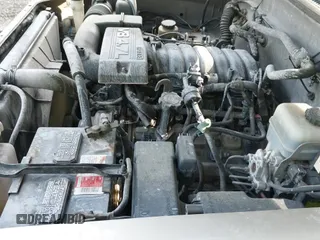 2005 Toyota Tundra SR5 with VIN 5TBET341X5S469904, listed as a IAAI auction lot 43396245 with 224,423 mi miles and . Bid and sale history available at DreamBid. Image 19.