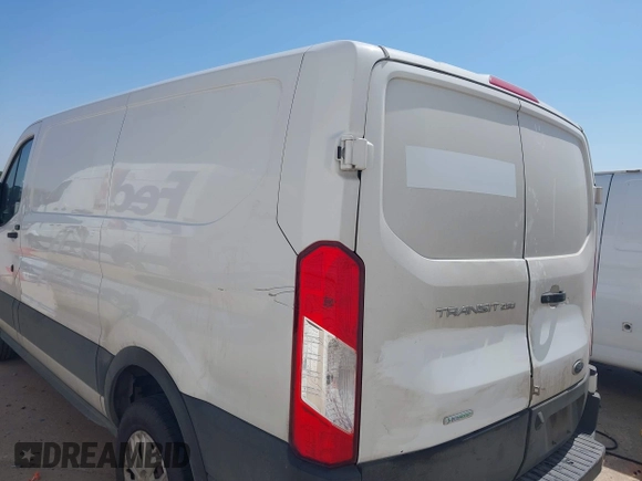 2019 Ford Transit z VIN 1FTYR1YG6KKA31664, wystawiony jako IAAI lot #42004855 z przebiegiem 132 828 mil mil oraz . Historia ofert i sprzedaży dostępna na DreamBid. Obrazek 3.