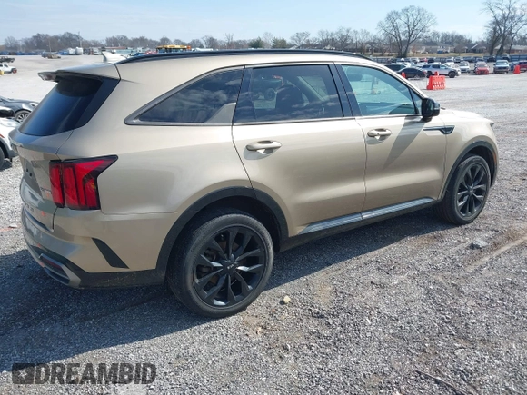 2021 Kia Sorento SX Prestige X-Line with VIN 5XYRKDLF8MG013443, listed as a IAAI auction lot 41687960 with 94,301 mi miles. Bid and sale history available at carsss.com. Image 4.