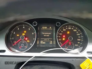 2008 Volkswagen Passat Komfort z VIN WVWLK73C58E213899, wystawiony jako Copart lot #55810435 z przebiegiem 95 989 mil mil oraz Szkoda całkowita • Salvage title. Historia ofert i sprzedaży dostępna na DreamBid. Obrazek 9.