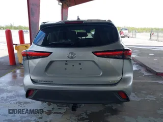 2021 Toyota Highlander L z VIN 5TDCZRBH9MS543232, wystawiony jako IAAI lot #41869895 z przebiegiem 41 031 mil mil oraz . Historia ofert i sprzedaży dostępna na DreamBid. Obrazek 16.