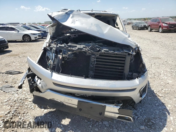 2019 Ford Expedition Max Platinum with VIN 1FMJK1MTXKEA11808, listed as a Copart auction lot 89364815 with 86,662 mi miles and Salvage title. Bid and sale history available at DreamBid. Image 5.