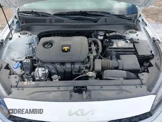 2024 Kia Forte LXS z VIN 3KPF24AD3RE819344, wystawiony jako IAAI lot #42247582 z przebiegiem 5 678 mil mil oraz . Historia ofert i sprzedaży dostępna na DreamBid. Obrazek 10.