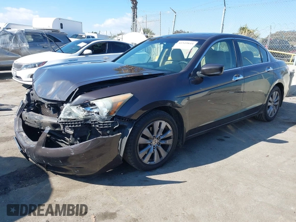 2011 Honda Accord EX z VIN 1HGCP3F78BA015858, wystawiony jako IAAI lot #41549844 z przebiegiem 121 457 mil mil oraz . Historia ofert i sprzedaży dostępna na DreamBid. Obrazek 17.