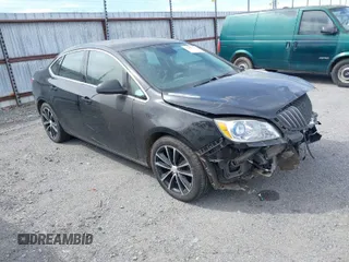 2017 Buick Verano Sport Touring with VIN 1G4PR5SK8H4102842, listed as a IAAI auction lot 41811547 with 77,042 mi miles. Bid and sale history available at carsss.com. Image 1.