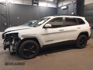 2018 Jeep Cherokee Latitude z VIN 1C4PJMCX0JD505901, wystawiony jako IAAI lot #41615476 z przebiegiem 106 873 mil mil oraz . Historia ofert i sprzedaży dostępna na DreamBid. Obrazek 15.