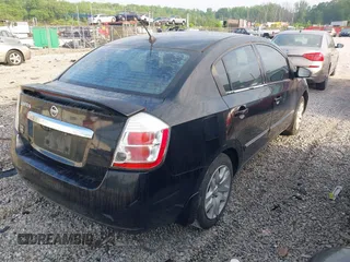 2010 Nissan Sentra SR with VIN 3N1AB6AP2AL643440, listed as a IAAI auction lot 42119892 with 233,008 mi miles and . Bid and sale history available at DreamBid. Image 4.