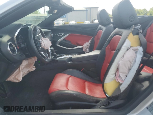 2016 Chevrolet Camaro 2LT z VIN 1G1FD3DS1G0161231, wystawiony jako Copart lot #65460884 z przebiegiem Nie podano mil oraz Szkoda całkowita • Salvage title. Historia ofert i sprzedaży dostępna na DreamBid. Obrazek 7.