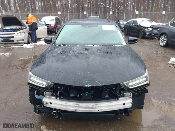2018 Acura TLX with VIN 19UUB1F31JA001500, listed as a IAAI auction lot 41571900 with 178,001 mi miles. Bid and sale history available at carsss.com. Image 12.