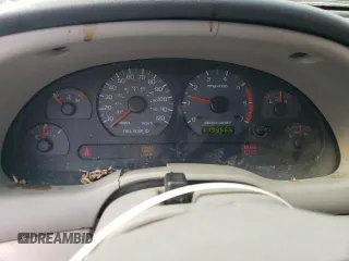 2001 Ford Mustang Standard z VIN 1FAFP40431F148521, wystawiony jako Copart lot #50789955 z przebiegiem 119 356 mil mil oraz Szkoda całkowita • Salvage title. Historia ofert i sprzedaży dostępna na DreamBid. Obrazek 9.