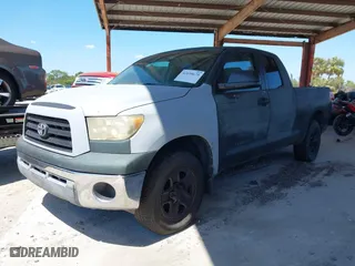 2008 Toyota Tundra 2WD Truck with VIN 5TBRT54128S460812, listed as a IAAI auction lot 42039675 with 266,695 mi miles. Bid and sale history available at carsss.com. Image 20.