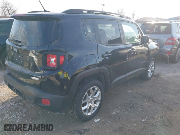 2016 Jeep Renegade Latitude with VIN ZACCJBBT0GPD97632, listed as a IAAI auction lot 38850330 with 28,518 mi miles and . Bid and sale history available at DreamBid. Image 4.